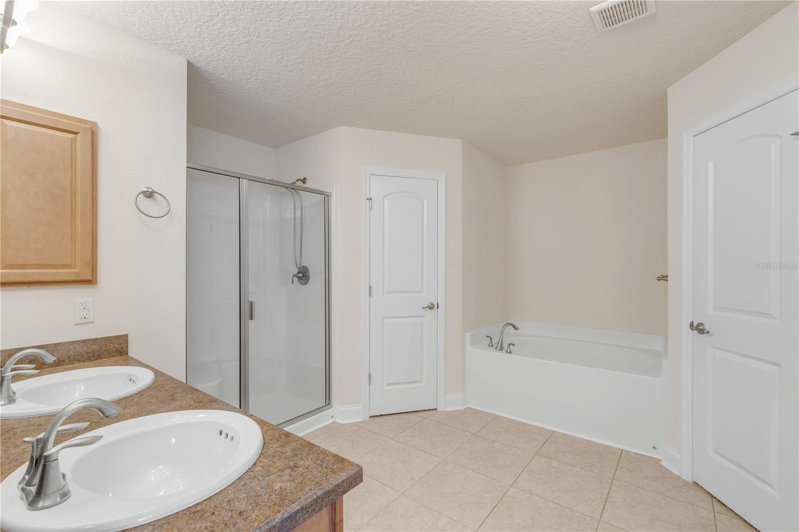 ROYAL PALMS SEC 33/PALM COAST - Residential