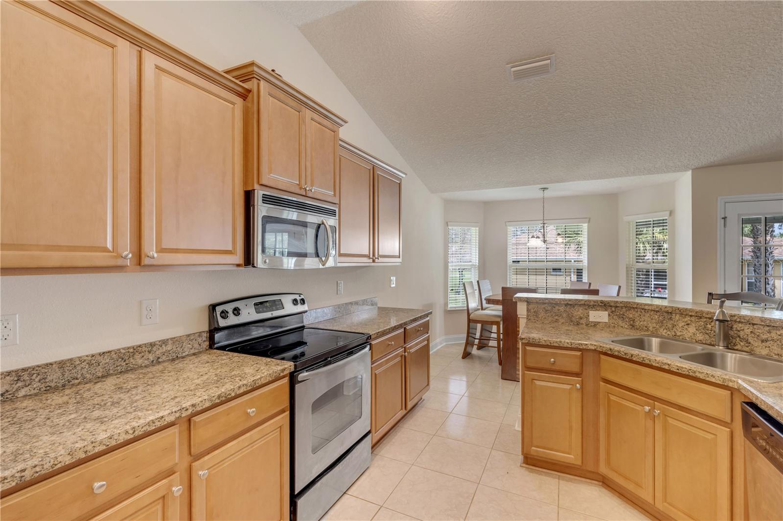 ROYAL PALMS SEC 33/PALM COAST - Residential