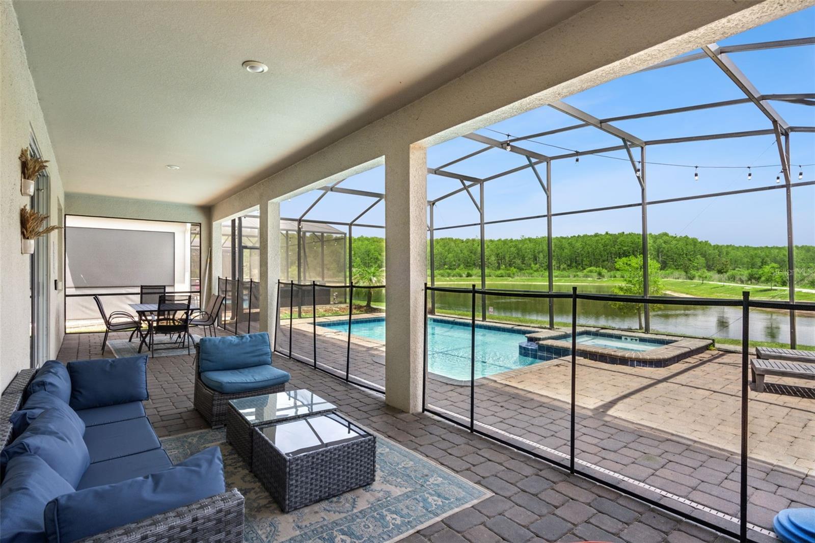 COVE AT STOREY LAKE III - Residential