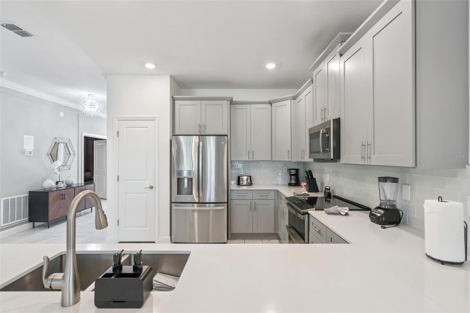 COVE AT STOREY LAKE III - Residential