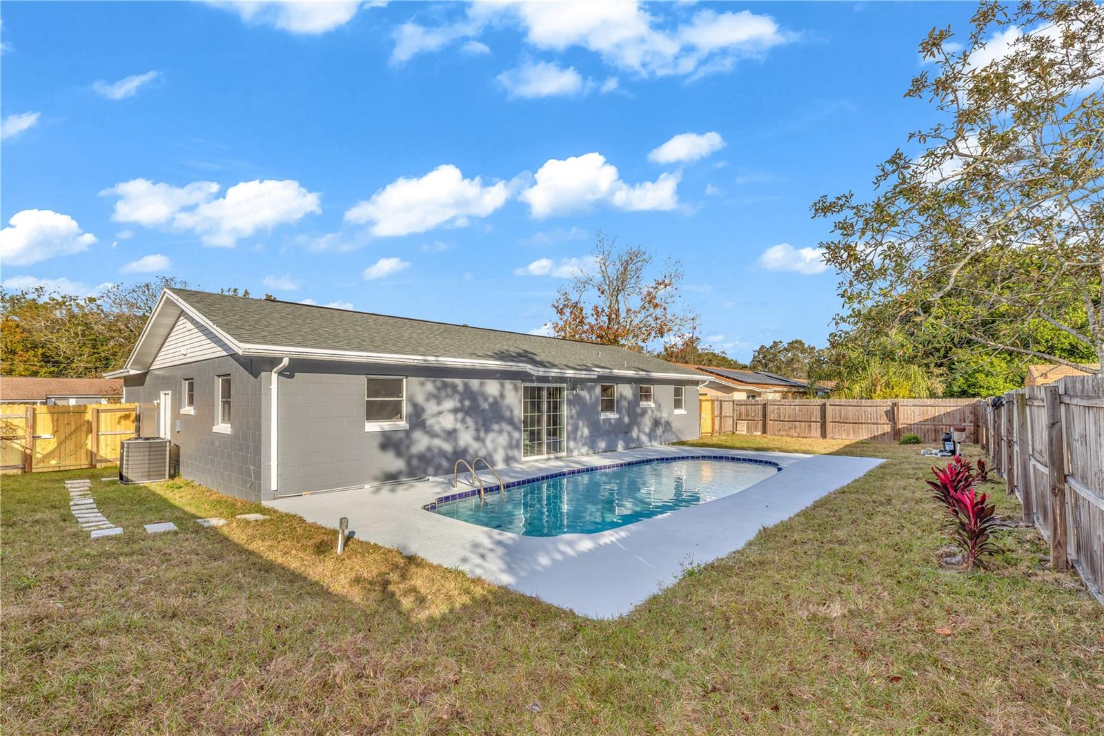 LONDONDERRY HILLS SEC 02 - Residential