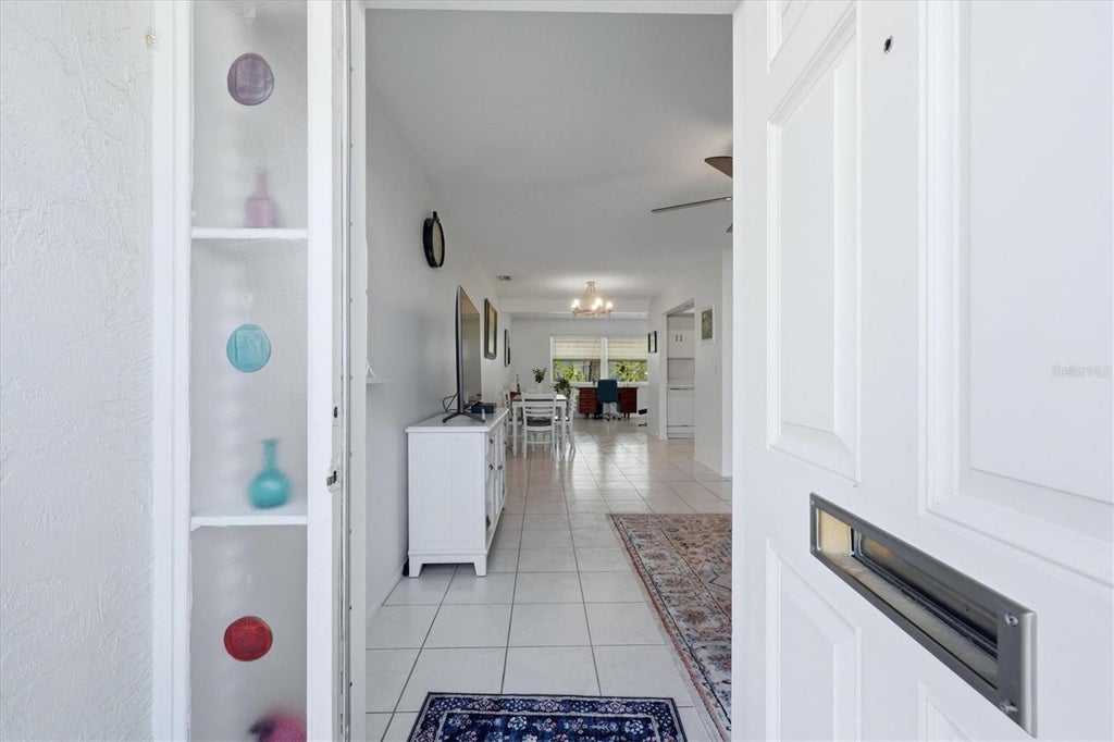 Photo of 1027 Beach Manor Circle #47, Venice, FL 34285 (MLS # N6145315)