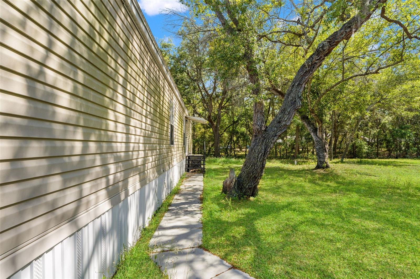 WEEKI WACHEE ACRES ADD - Residential