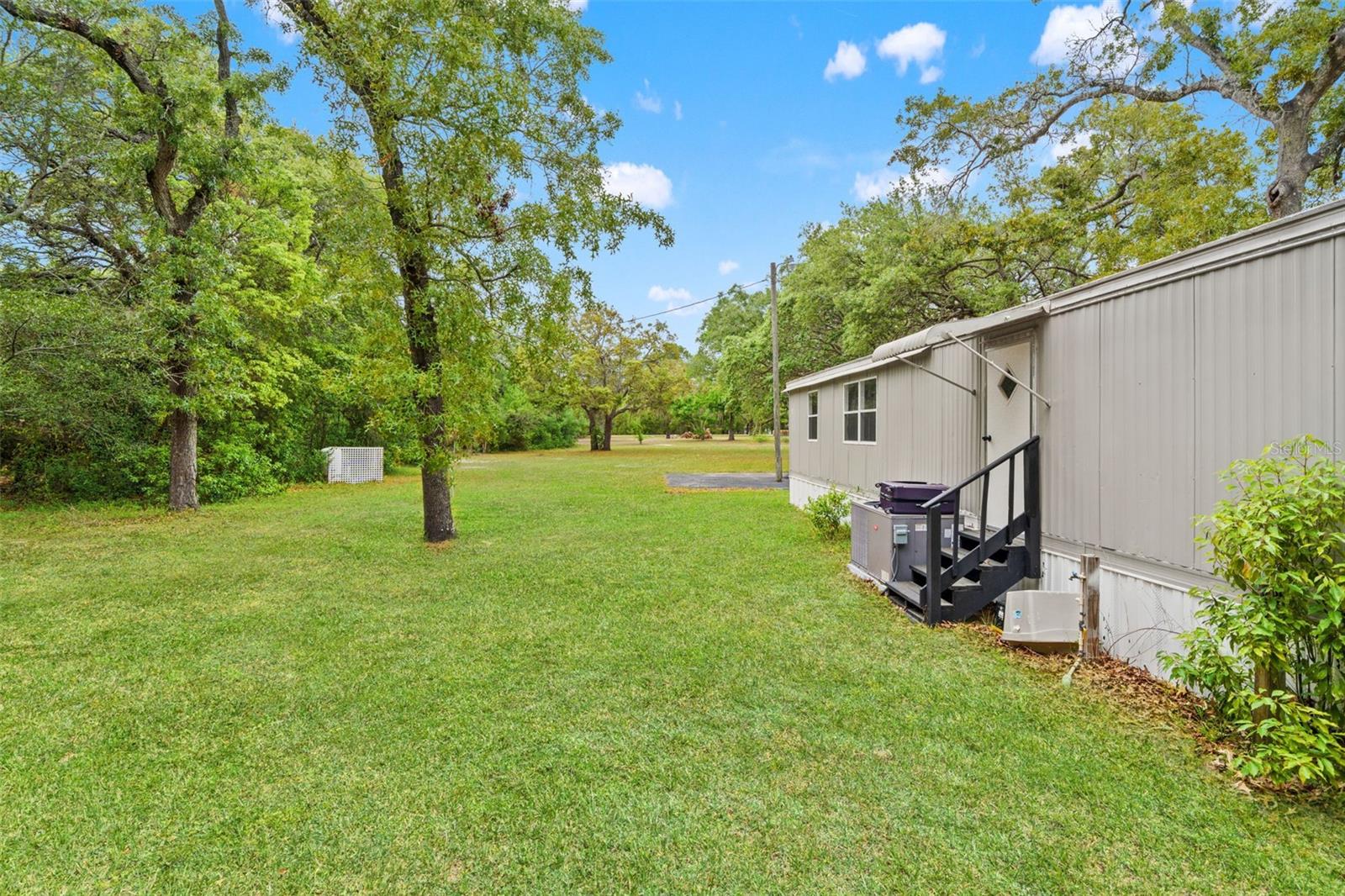 WEEKI WACHEE ACRES ADD - Residential