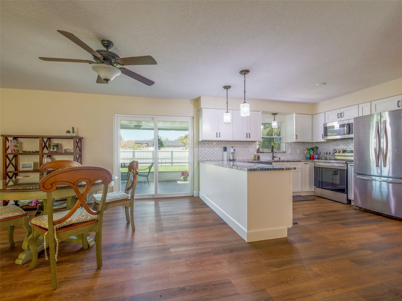 DOVER ESTATES SECOND ADD - Residential