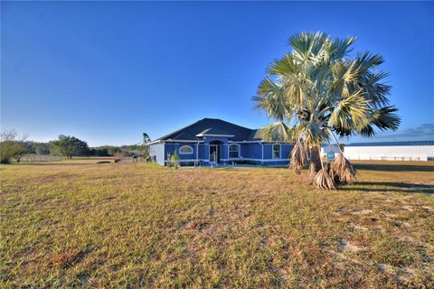 A home in DAVENPORT