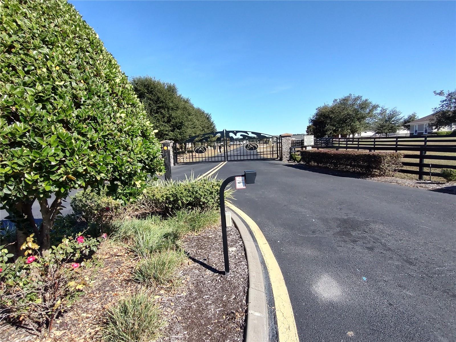 HUNTERDON HAMLET UN 01 - Land