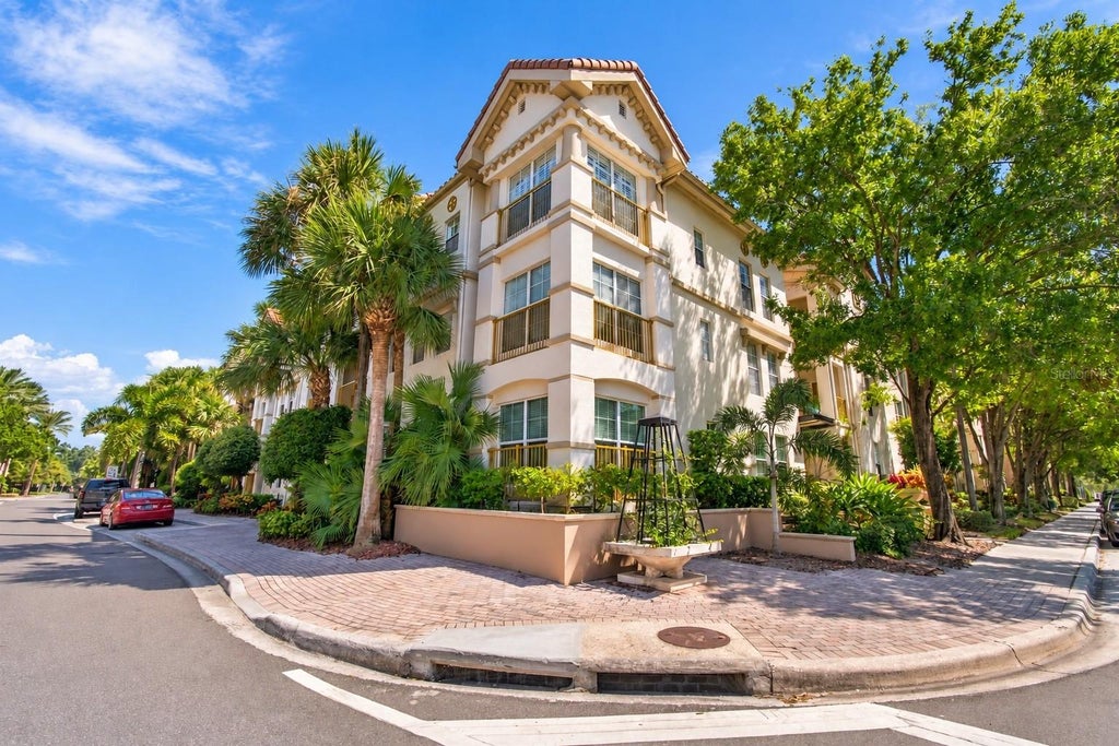 Photo of 504 S Armenia Avenue #1319A, Tampa, FL 33609 (MLS # TB8545458)