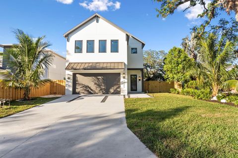 A home in SARASOTA