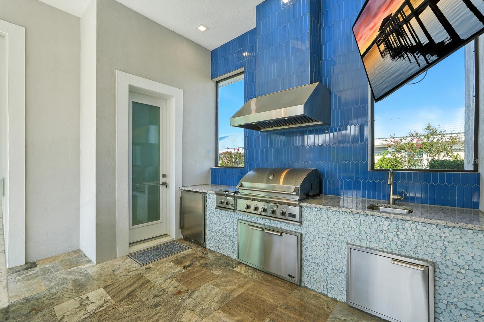 ISLAND ESTATES SUB - Residential