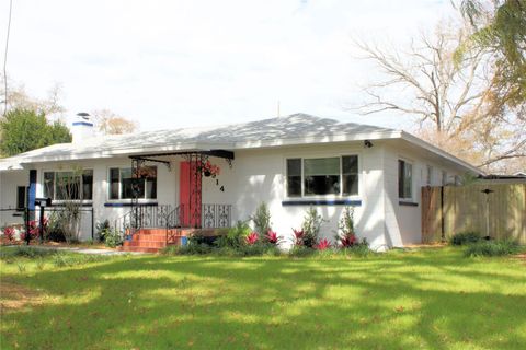 A home in TAMPA