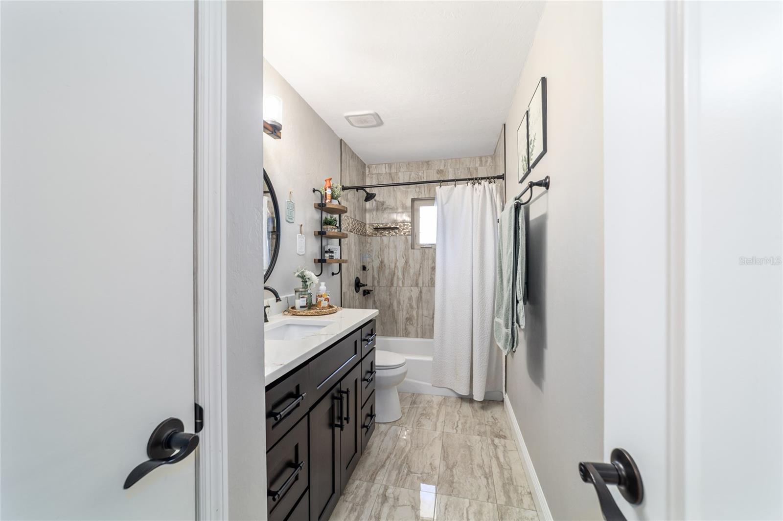 MEADOWLANDS - Residential