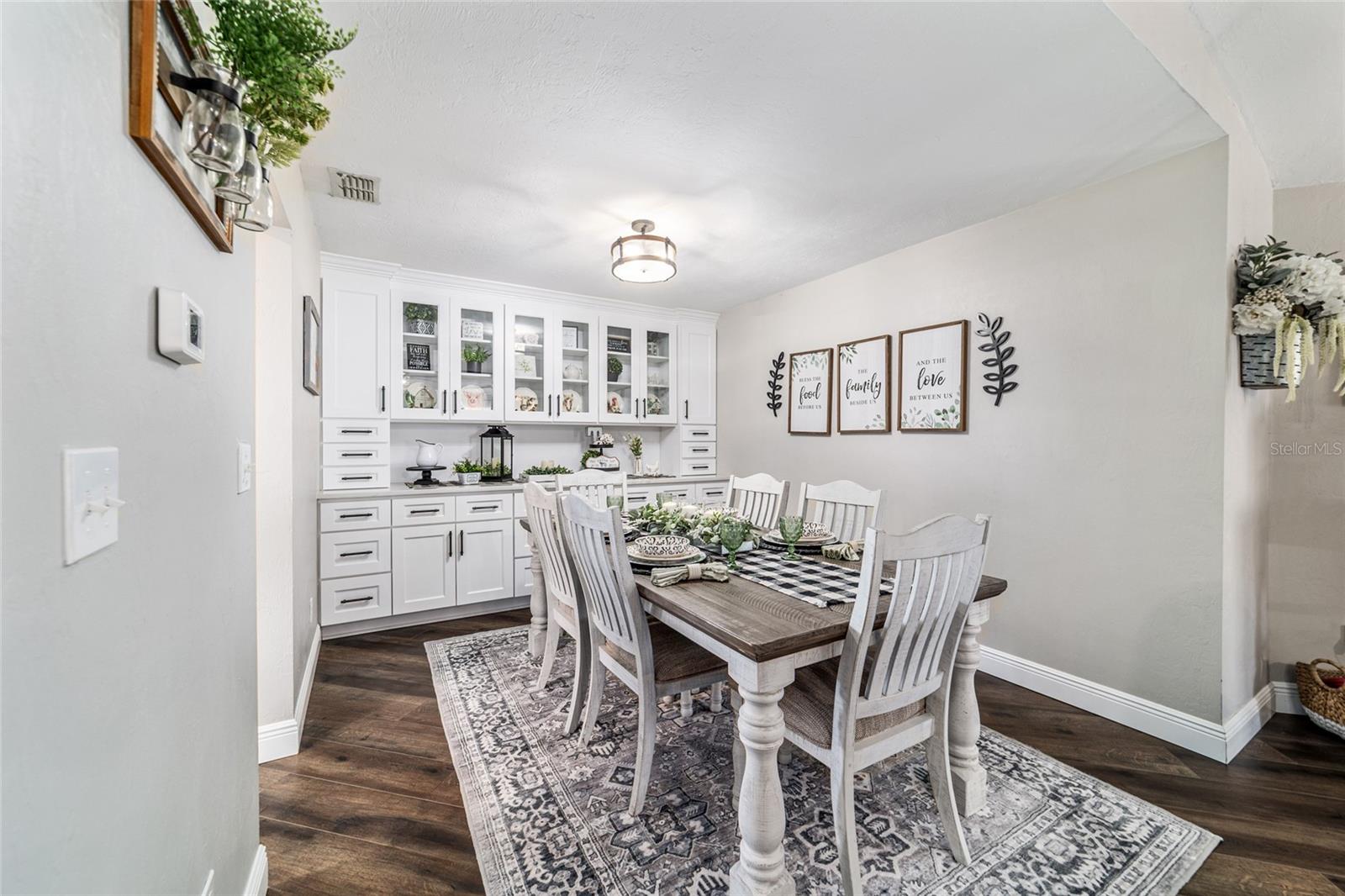 MEADOWLANDS - Residential