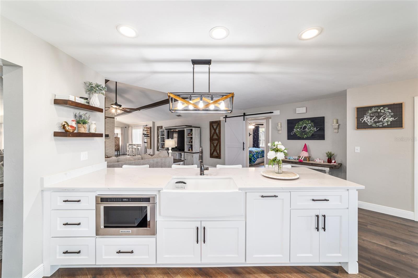 MEADOWLANDS - Residential