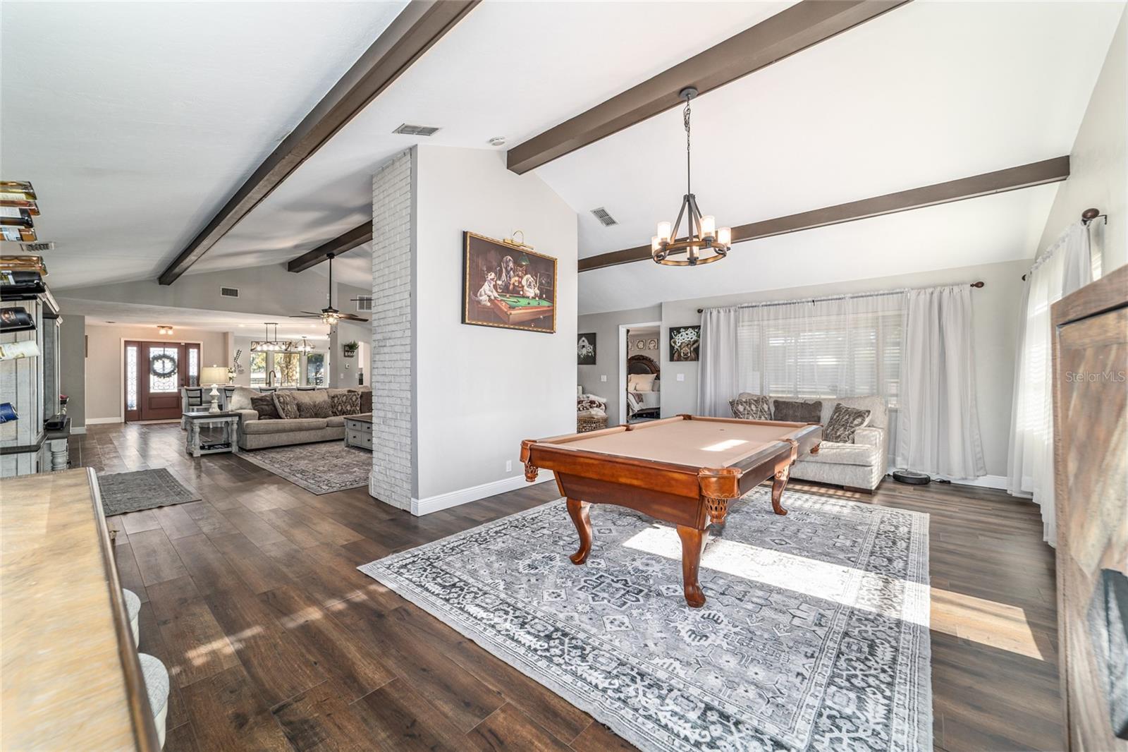 MEADOWLANDS - Residential