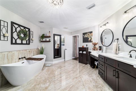 Tiny photo for 680 NE 120th Street, Ocala, FL 34479 (MLS # OM717694)