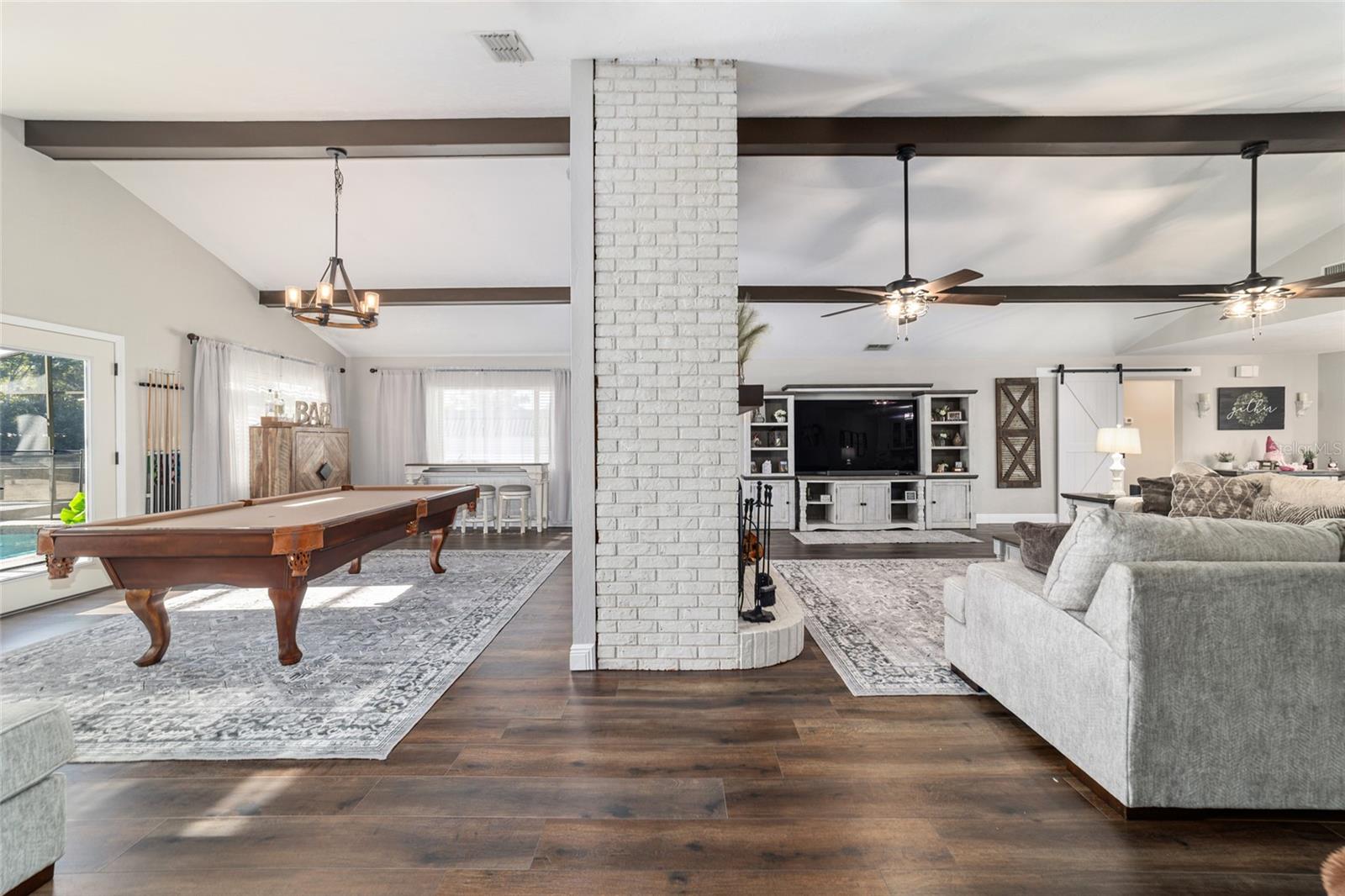 MEADOWLANDS - Residential