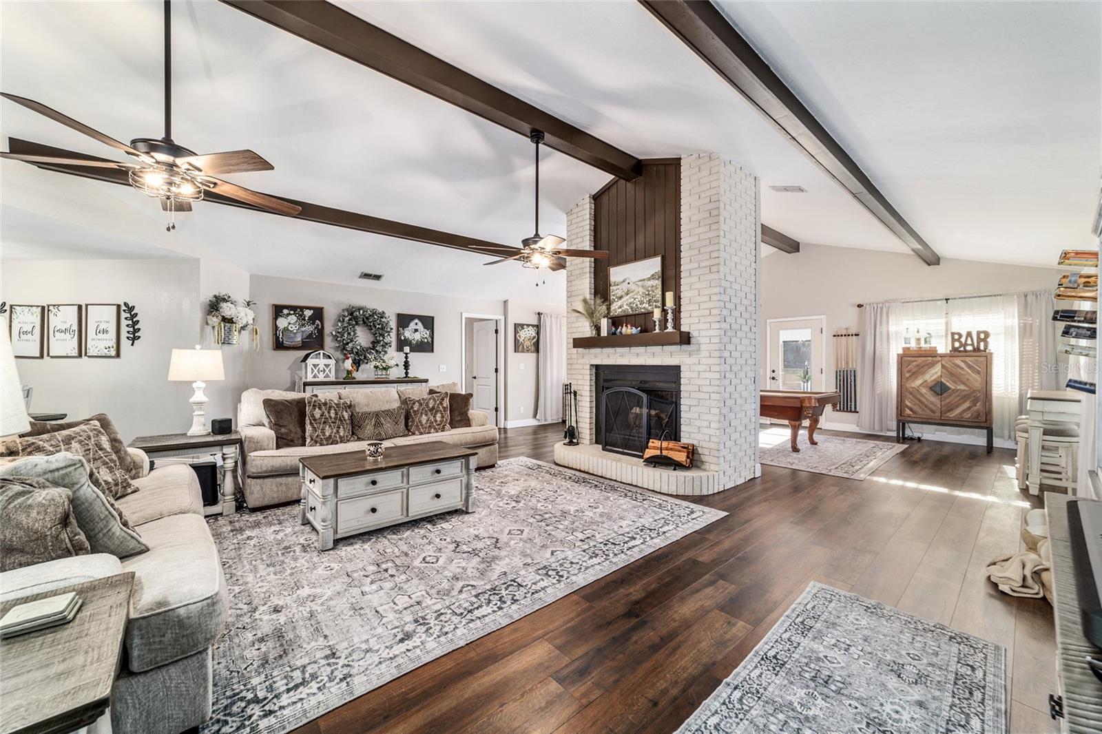 MEADOWLANDS - Residential