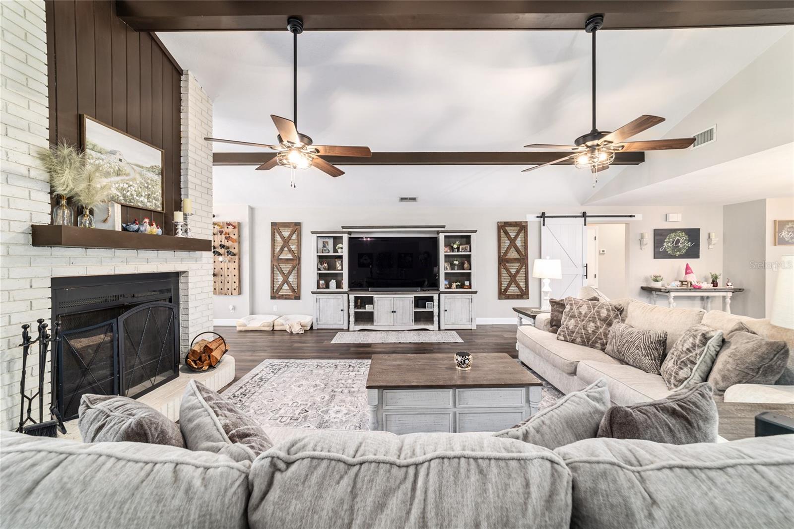 MEADOWLANDS - Residential