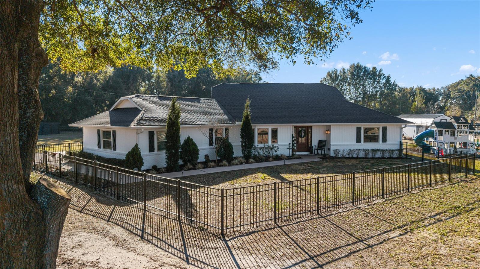 MEADOWLANDS - Residential