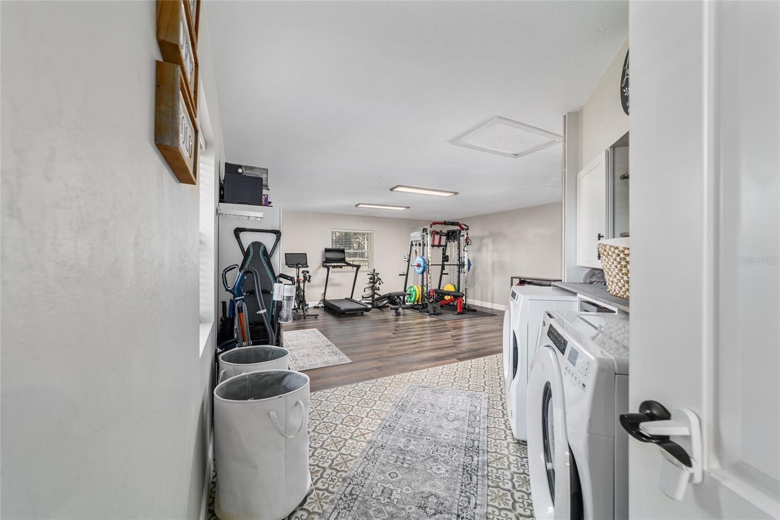 MEADOWLANDS - Residential