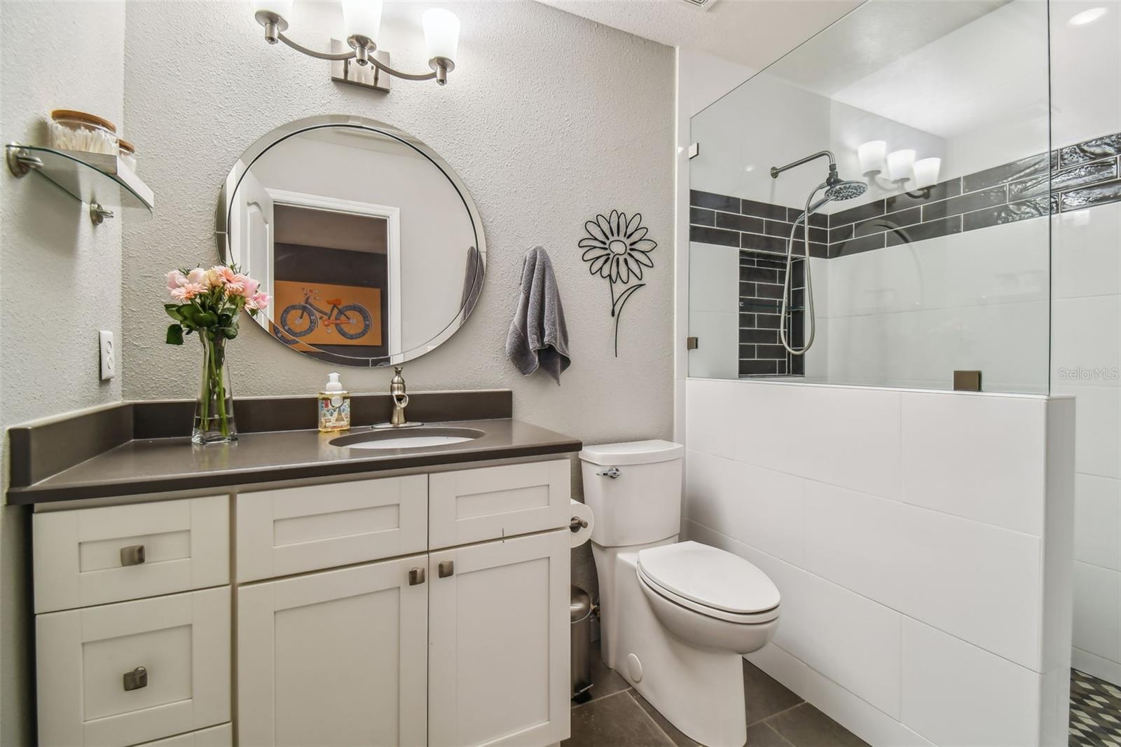 CEDAR HOLLOW CONDO TOWNH - Residential