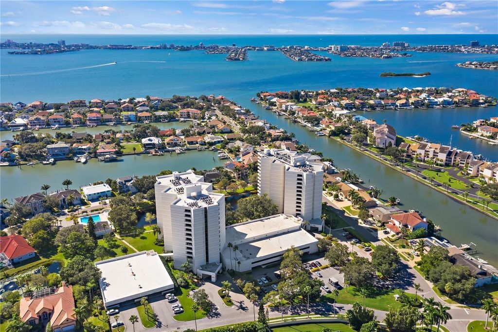 Photo of 5950 Pelican Bay Plaza S #202, Gulfport, FL 33707 (MLS # TB8412429)