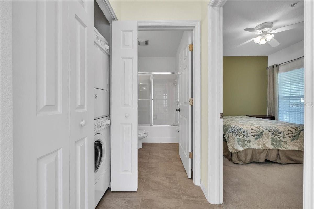 WATERSIDE CLUB I AT HERITAGE OAK PARK - Residential
