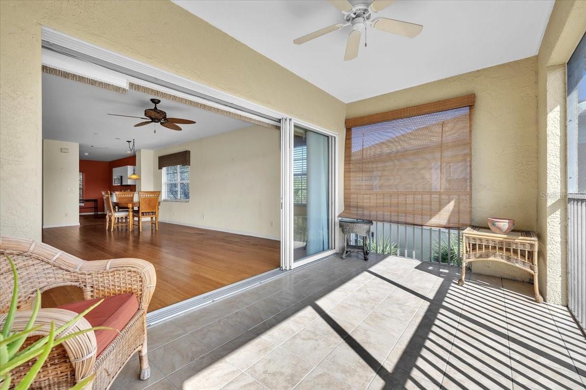 WATERSIDE CLUB I AT HERITAGE OAK PARK - Residential