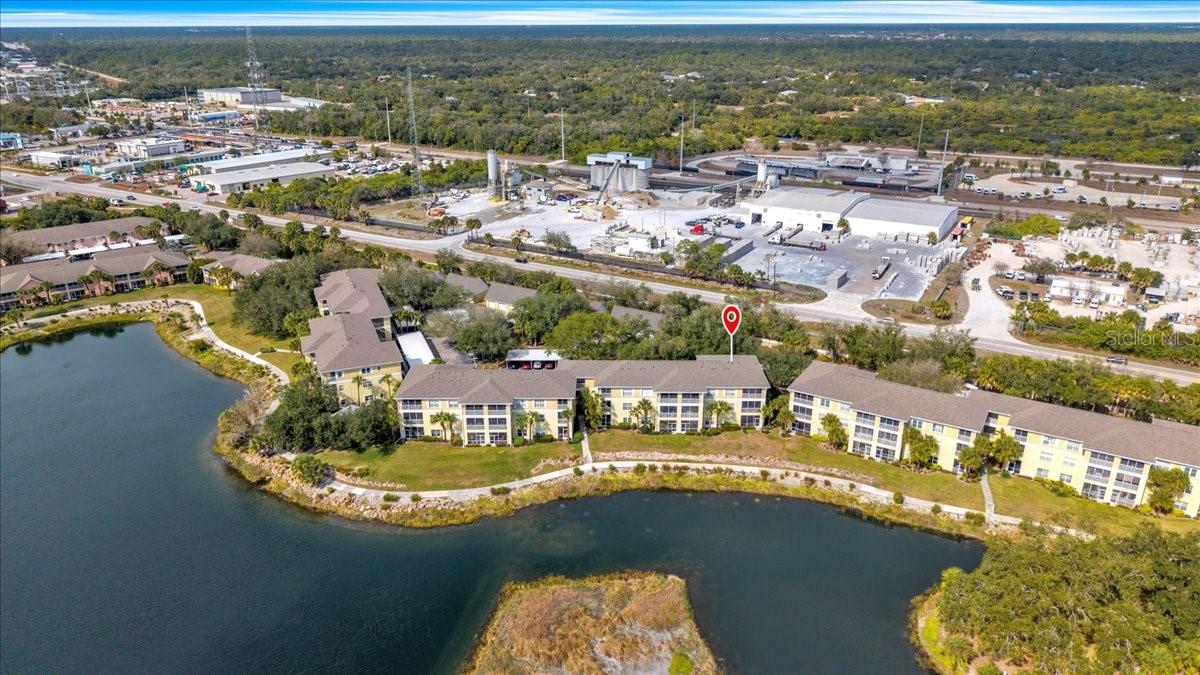 WATERSIDE CLUB I AT HERITAGE OAK PARK - Residential