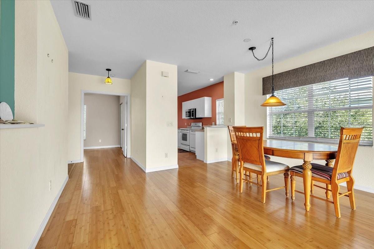 WATERSIDE CLUB I AT HERITAGE OAK PARK - Residential
