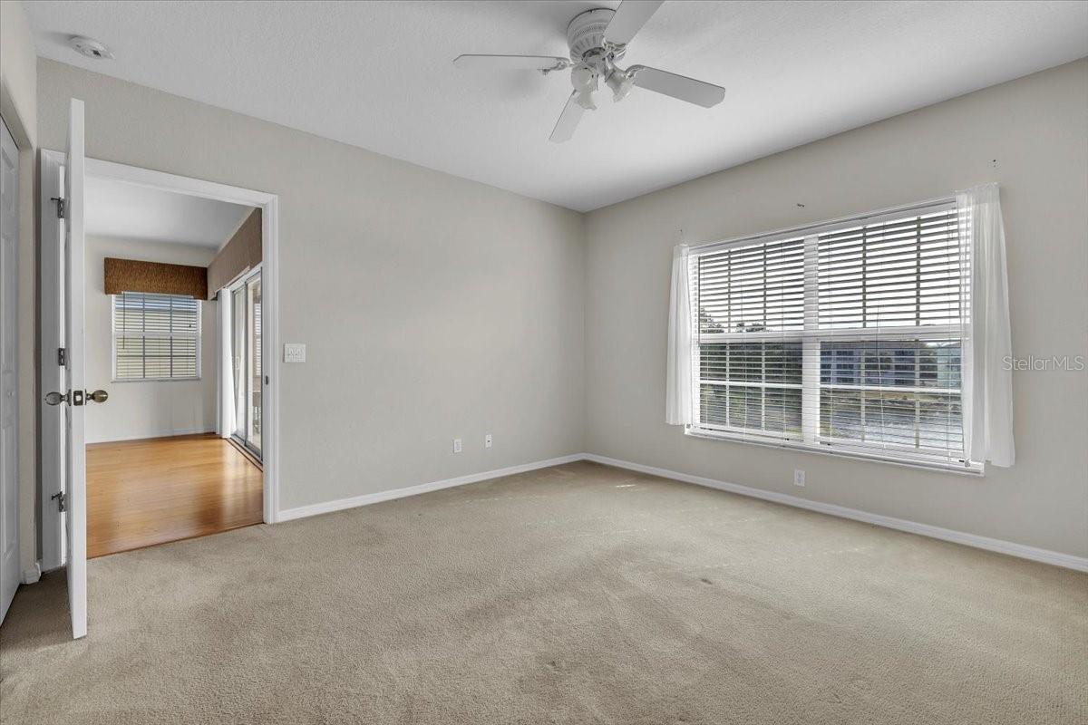 WATERSIDE CLUB I AT HERITAGE OAK PARK - Residential
