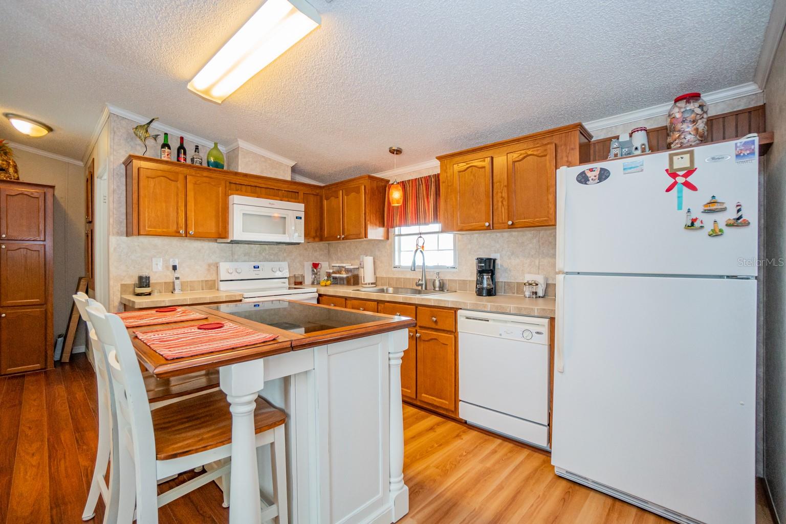 EAGLE POINT MHP - Residential