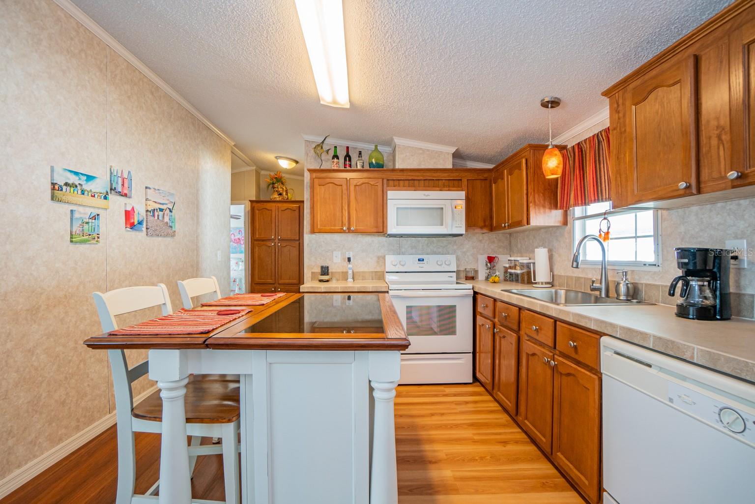 EAGLE POINT MHP - Residential