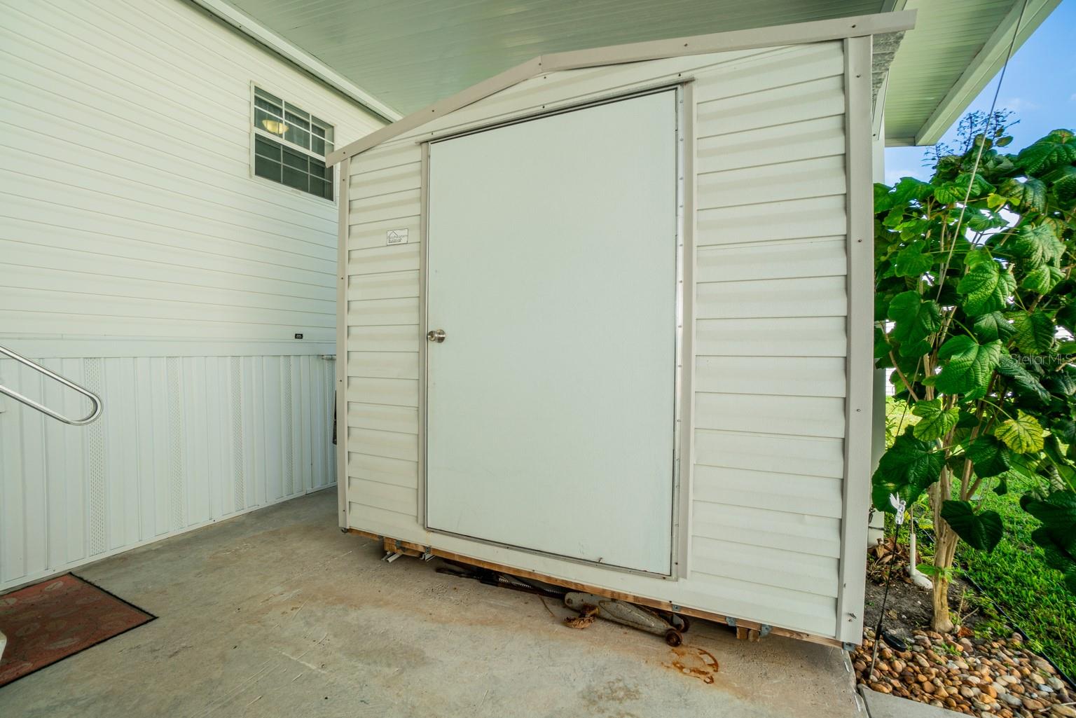 EAGLE POINT MHP - Residential