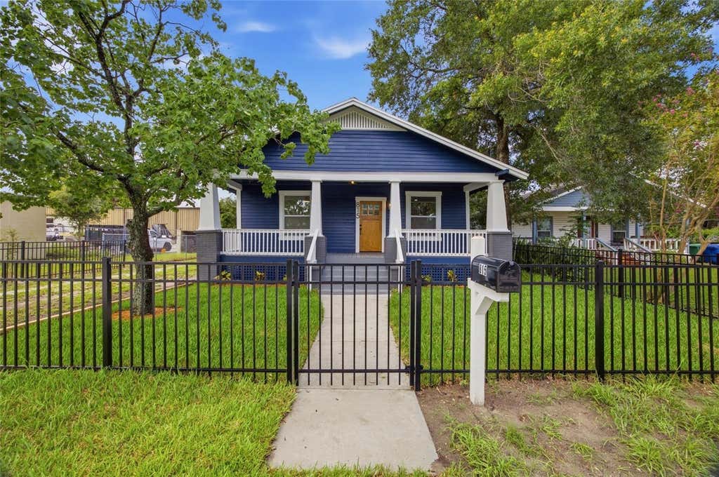 Photo of 815 E Frierson Avenue, Tampa, FL 33603 (MLS # TB8536438)