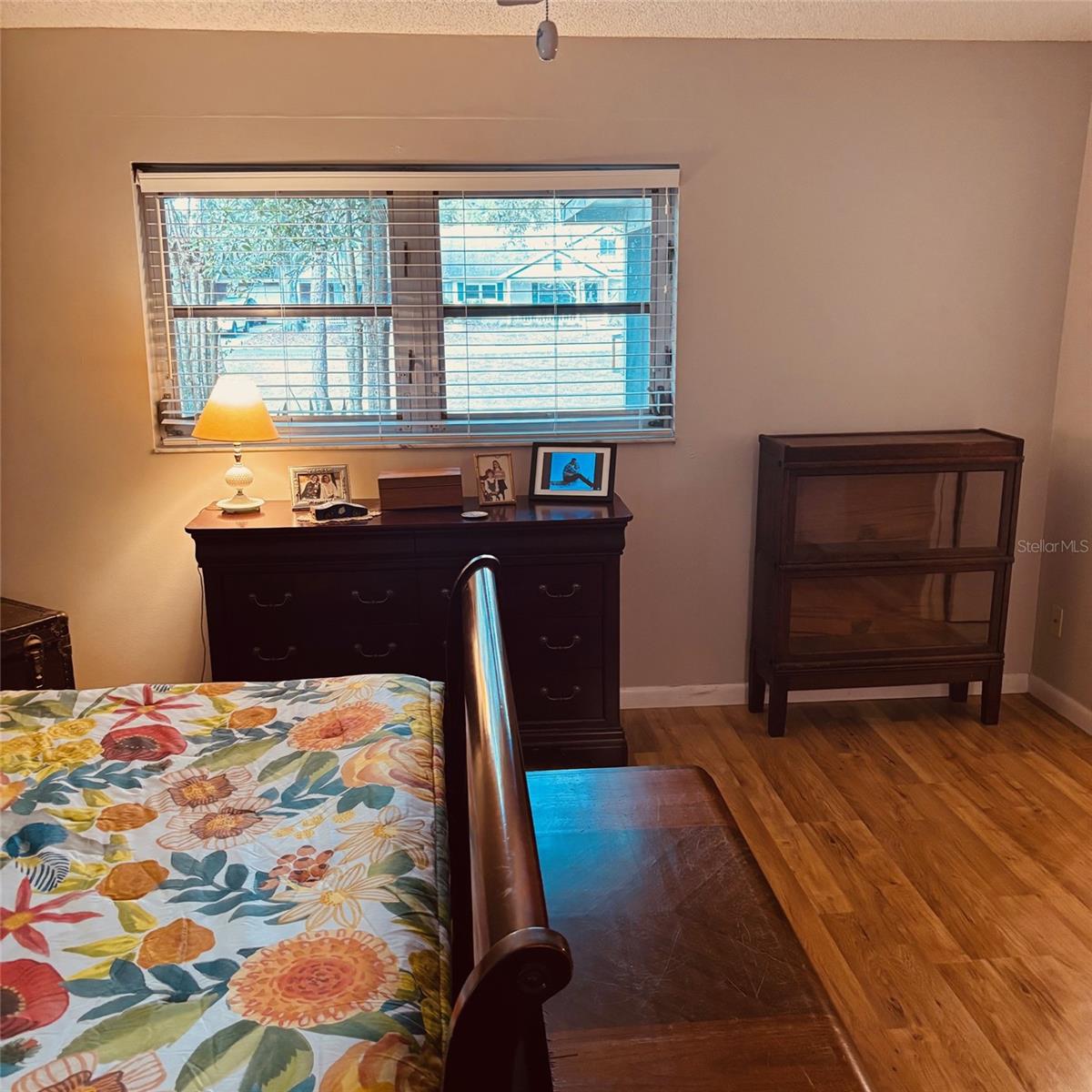 CIRCLE SQUARE WOODS - Residential