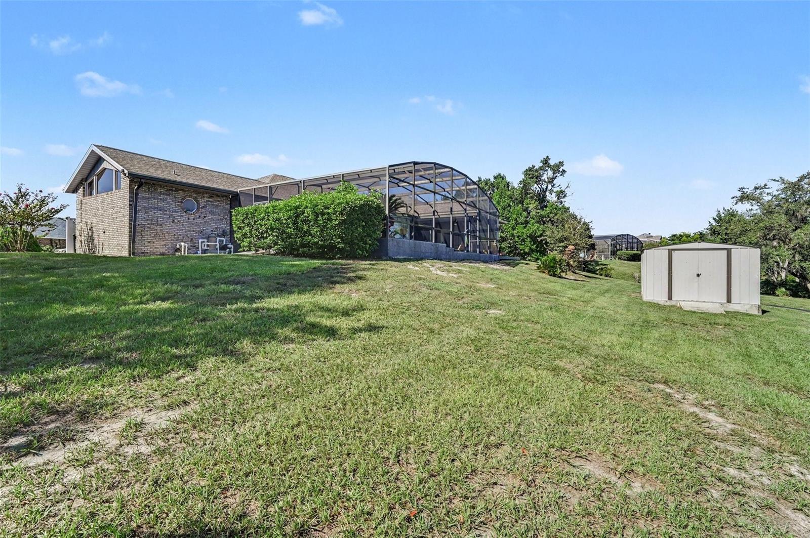 2090 LAKEBREEZE WAY