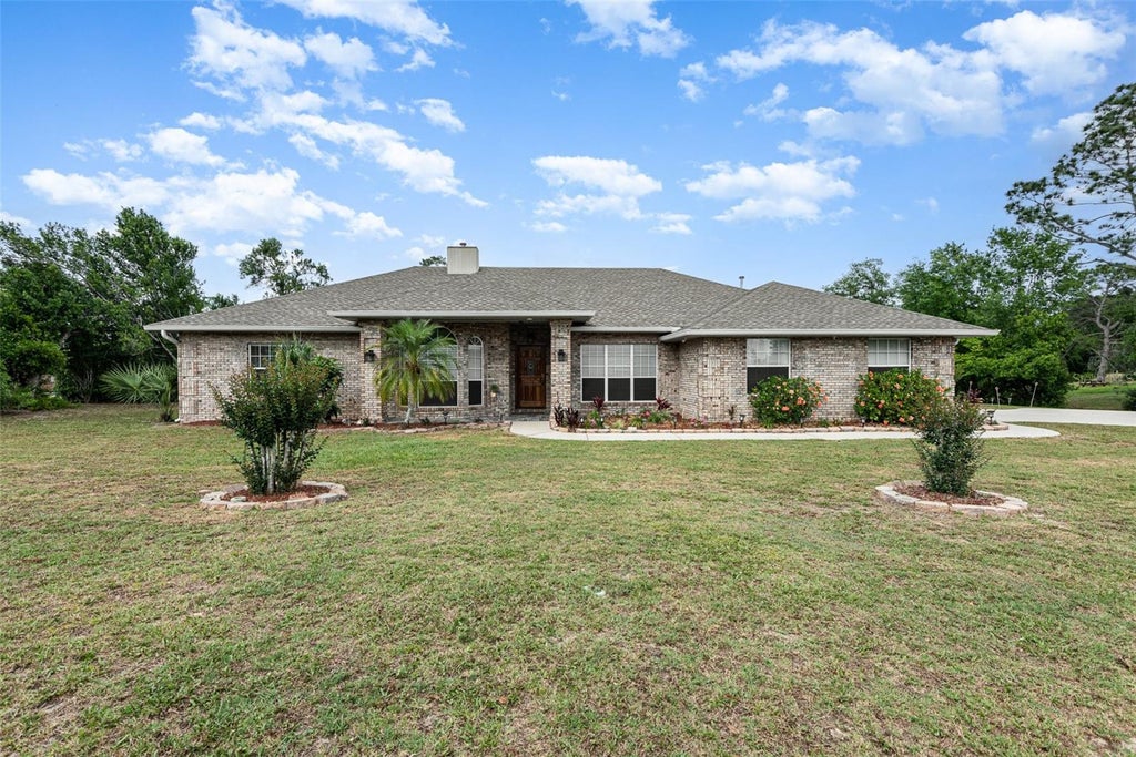 Photo of 2090 Lakebreeze Way, Deltona, FL 32738 (MLS # O6444918)