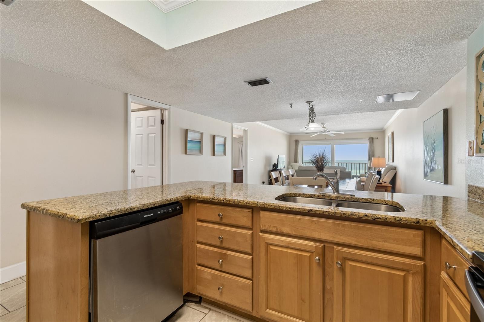 SEAGATE CONDO - Residential