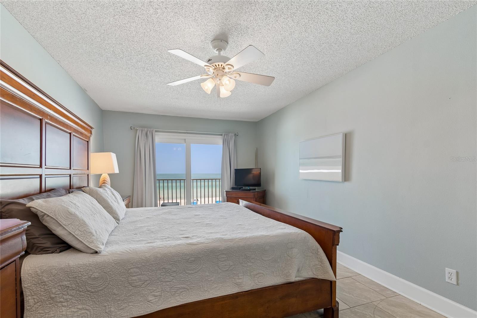 SEAGATE CONDO - Residential