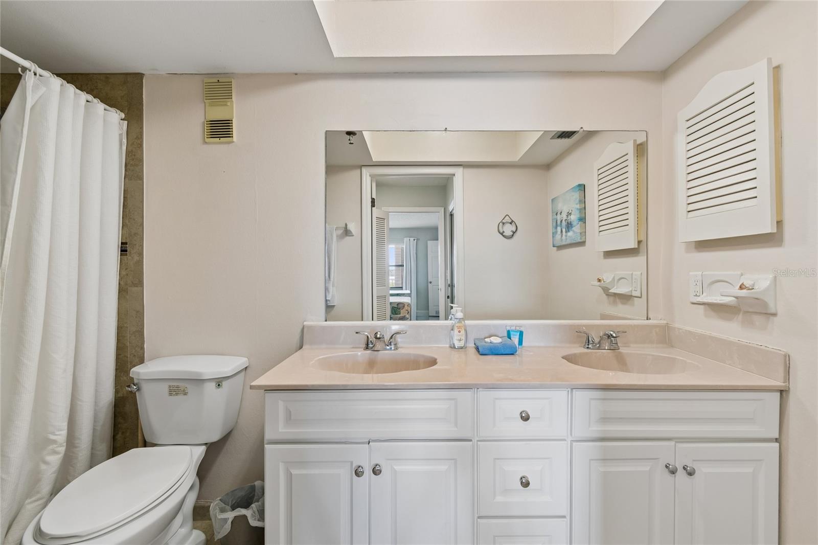 SEAGATE CONDO - Residential