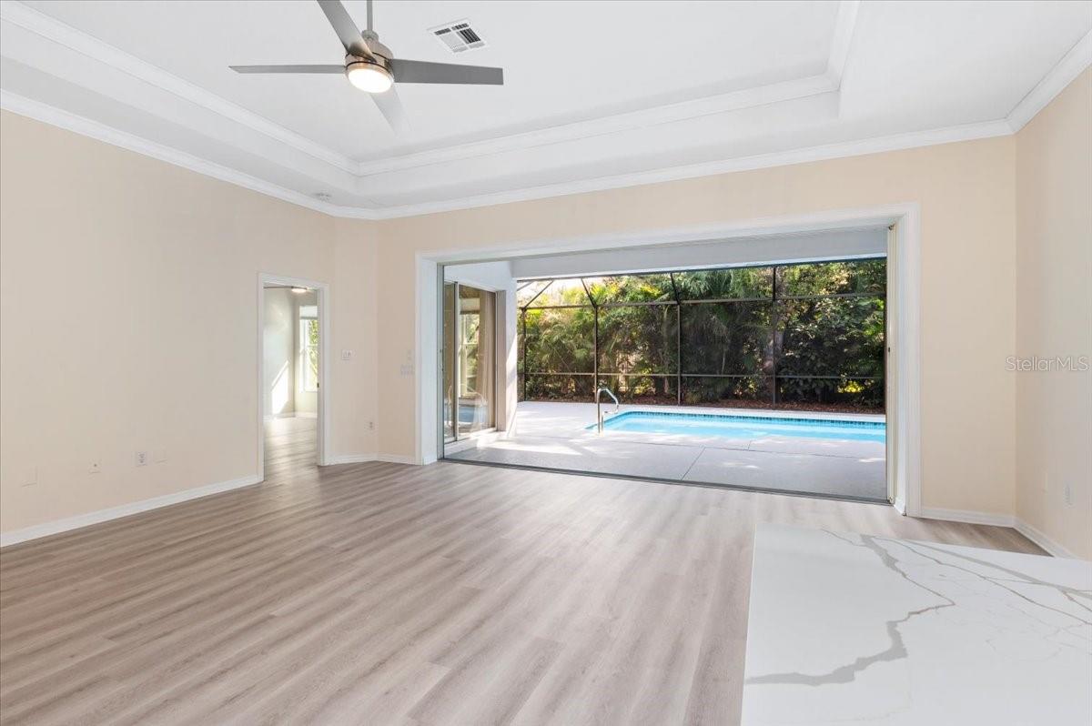 THE LAKES OF JACARANDA - Residential