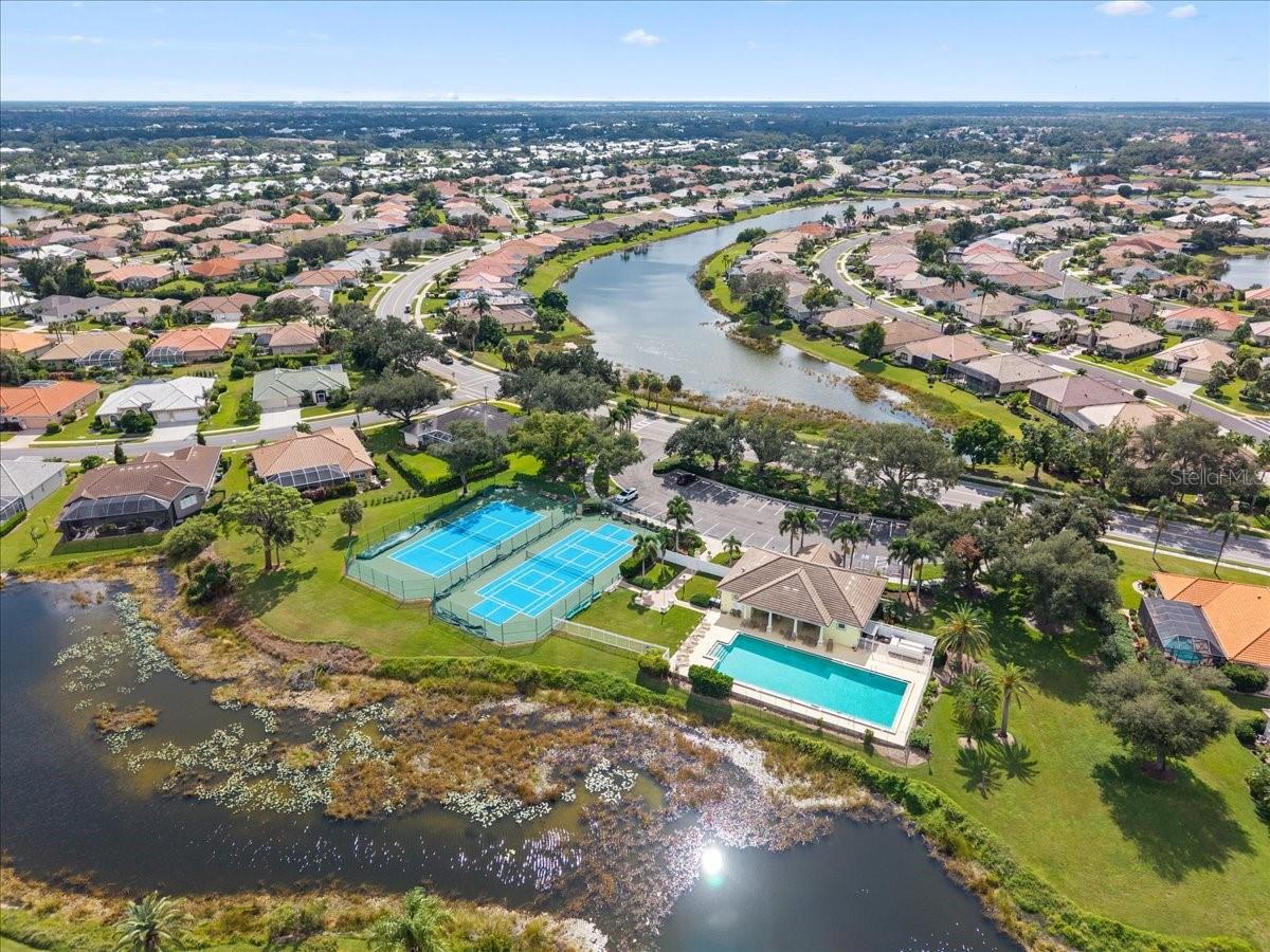 THE LAKES OF JACARANDA - Residential
