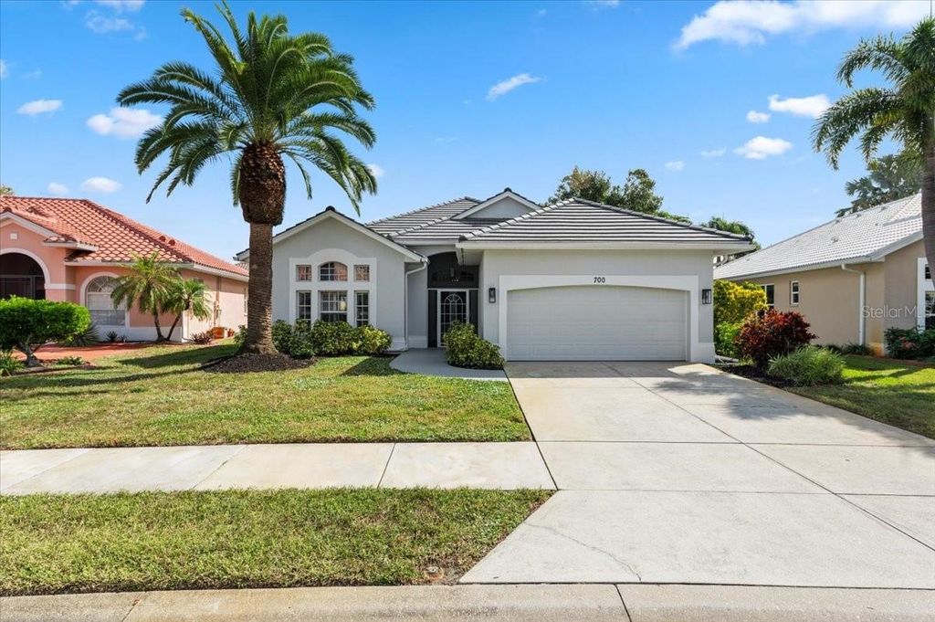 Photo of 700 Silk Oak Drive, Venice, FL 34293 (MLS # A4669619)