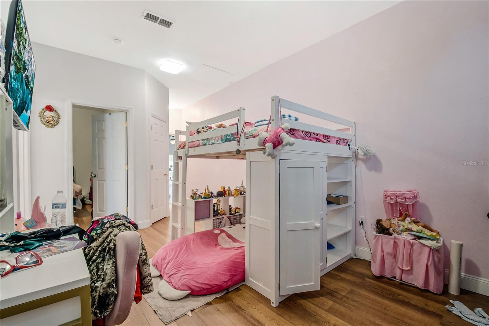 638 BAYPORT DRIVE