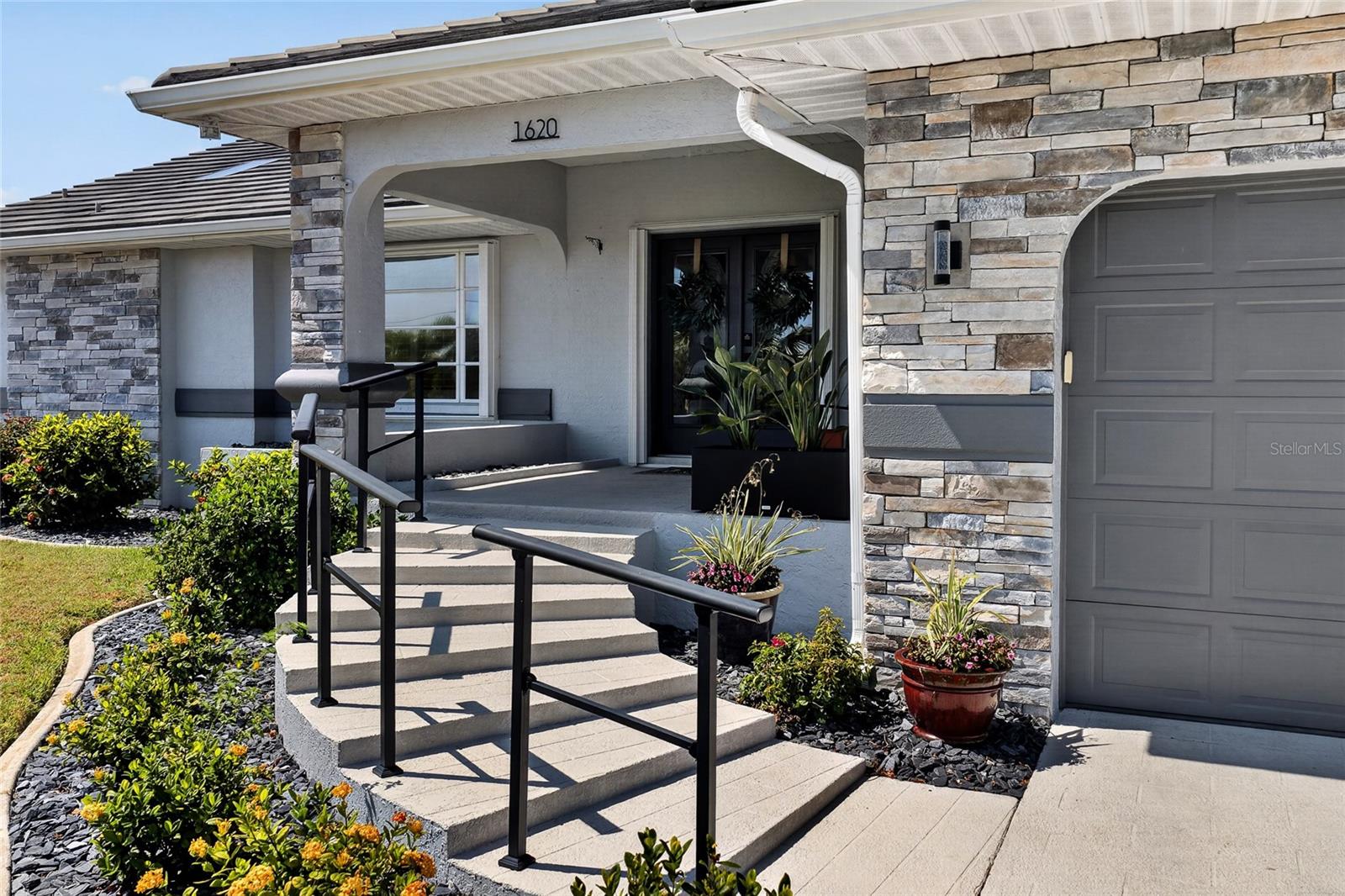 PUNTA GORDA ISLES SEC 14 - Residential