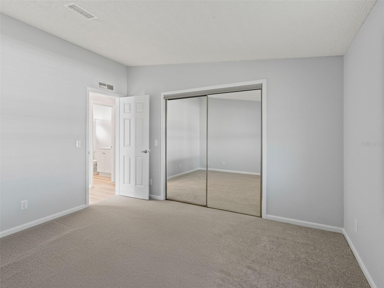 LADY LAKE ORANGE BLOSSOM GARDENS UNIT 10 - Residential