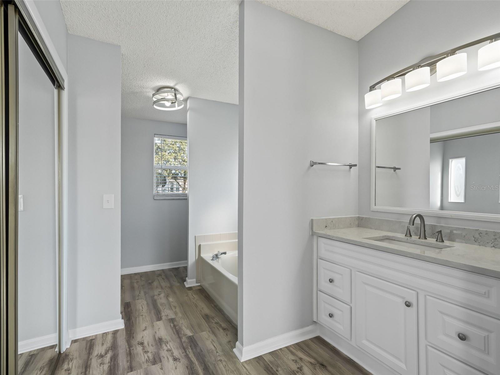 LADY LAKE ORANGE BLOSSOM GARDENS UNIT 10 - Residential