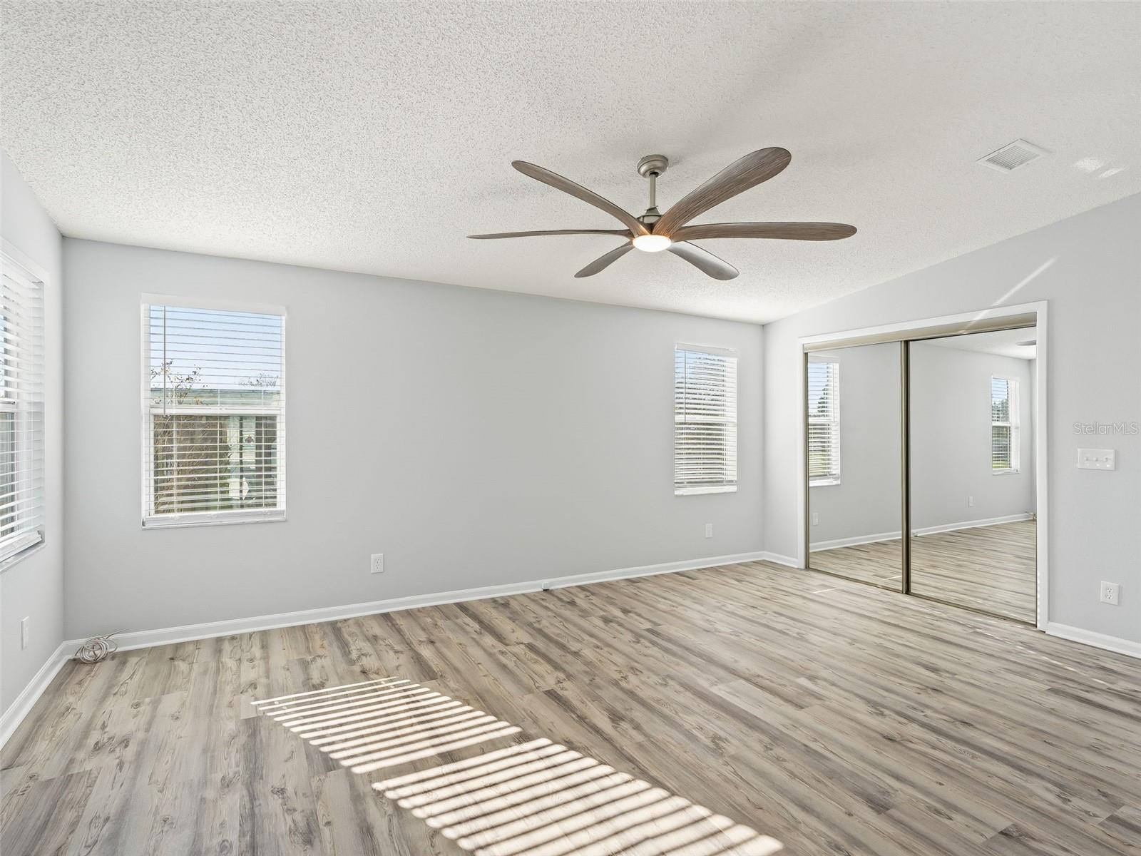 LADY LAKE ORANGE BLOSSOM GARDENS UNIT 10 - Residential